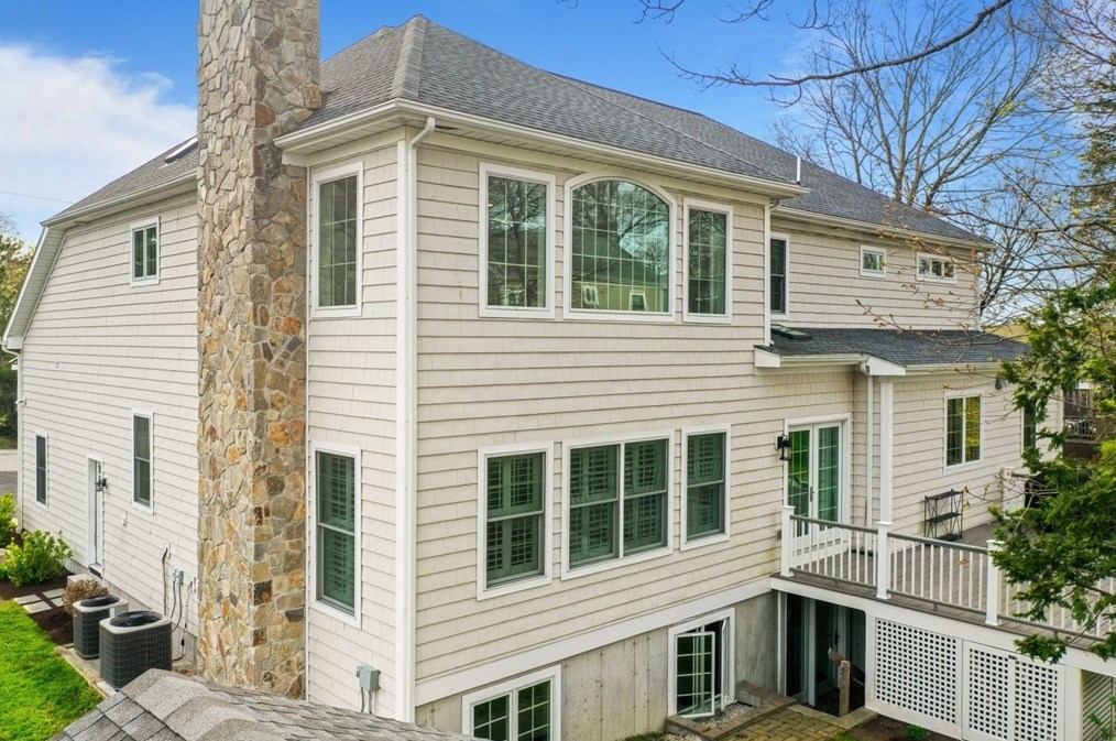 21 Clf Rd, Hingham MA 02043-1452 exterior