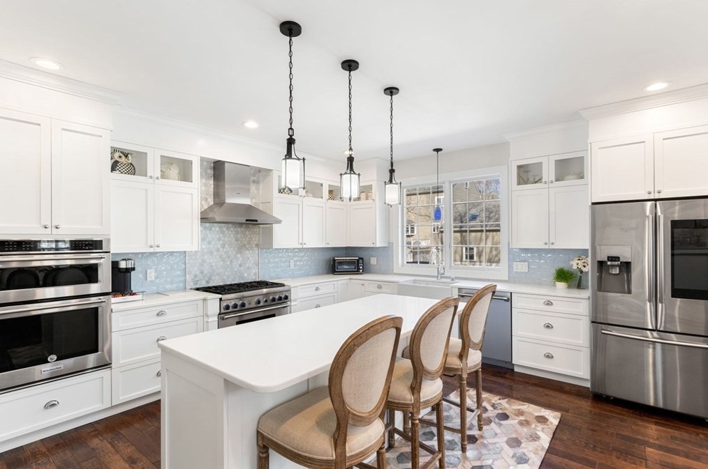 21 Clf Rd, Hingham MA 02043-1452 exterior