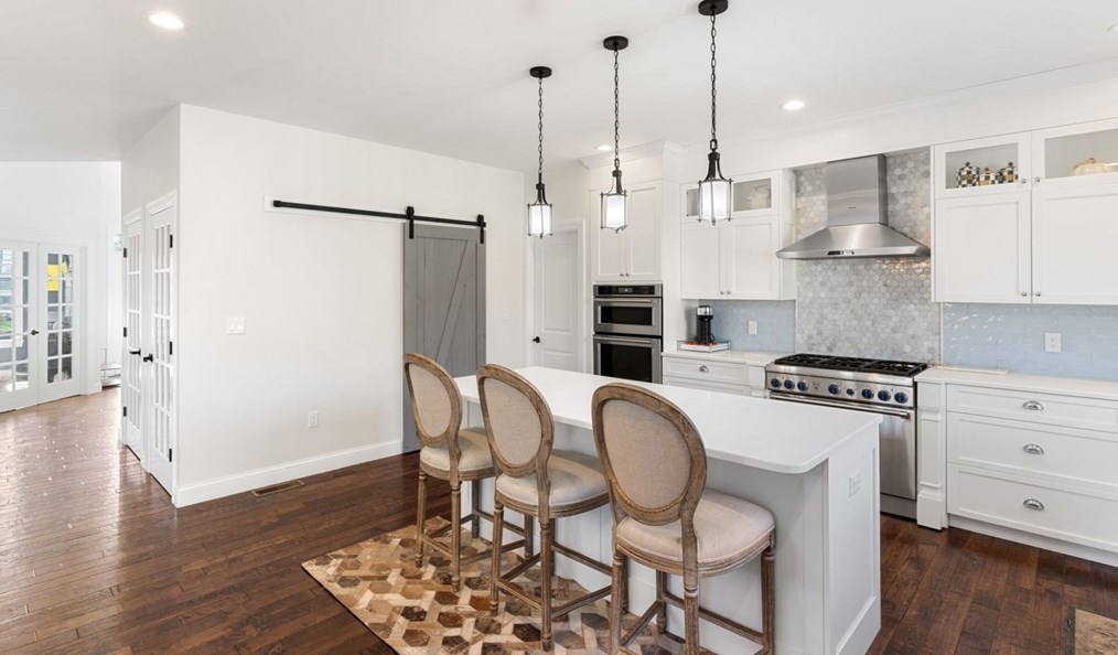 21 Clf Rd, Hingham MA 02043-1452 exterior