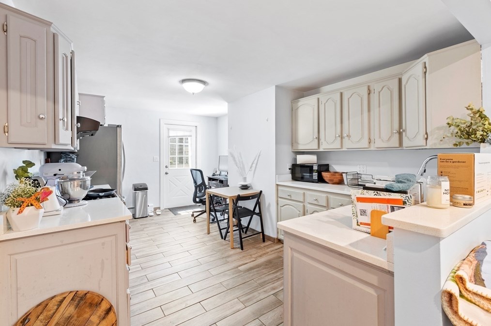 651 7th St, Boston MA 02127-4246 exterior