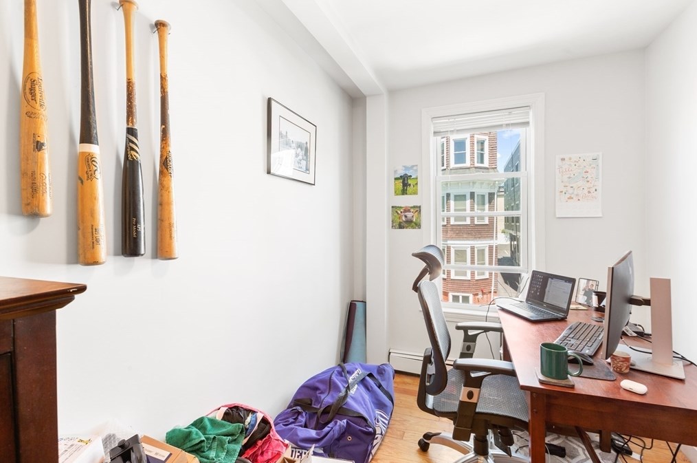 651 7th St, Boston MA 02127-4246 exterior