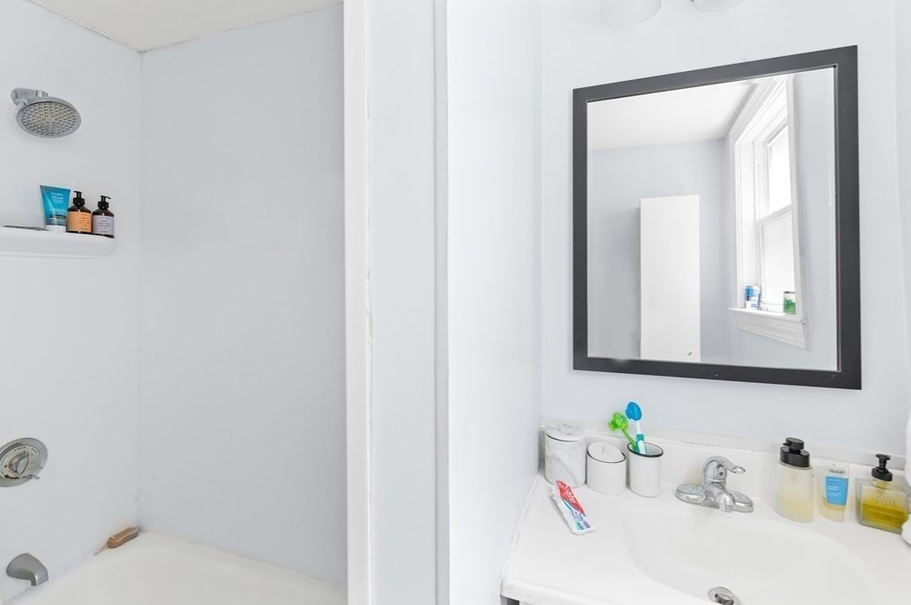 651 7th St, Boston MA 02127-4246 exterior