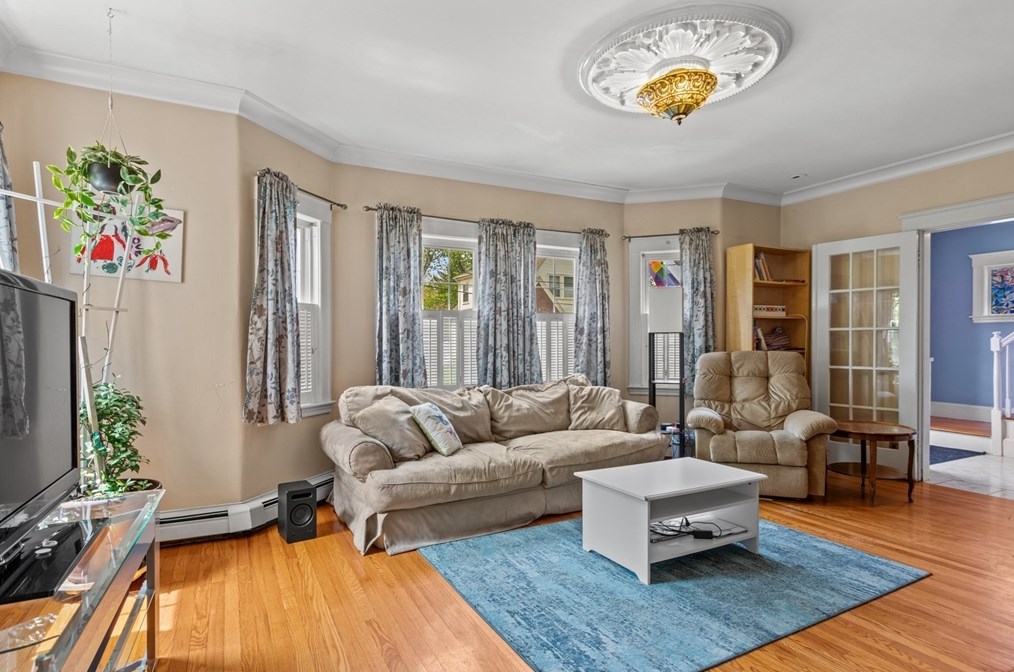 31 Wilbur St, Weymouth MA 02189 exterior