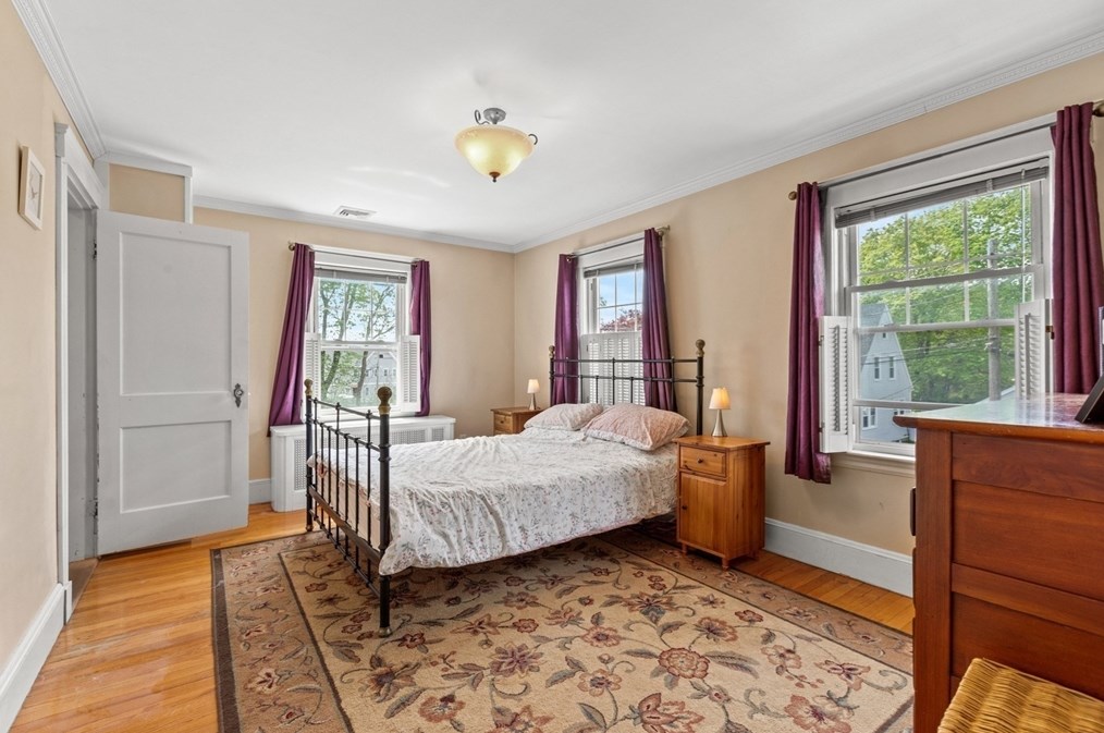 31 Wilbur St, Weymouth MA 02189 exterior