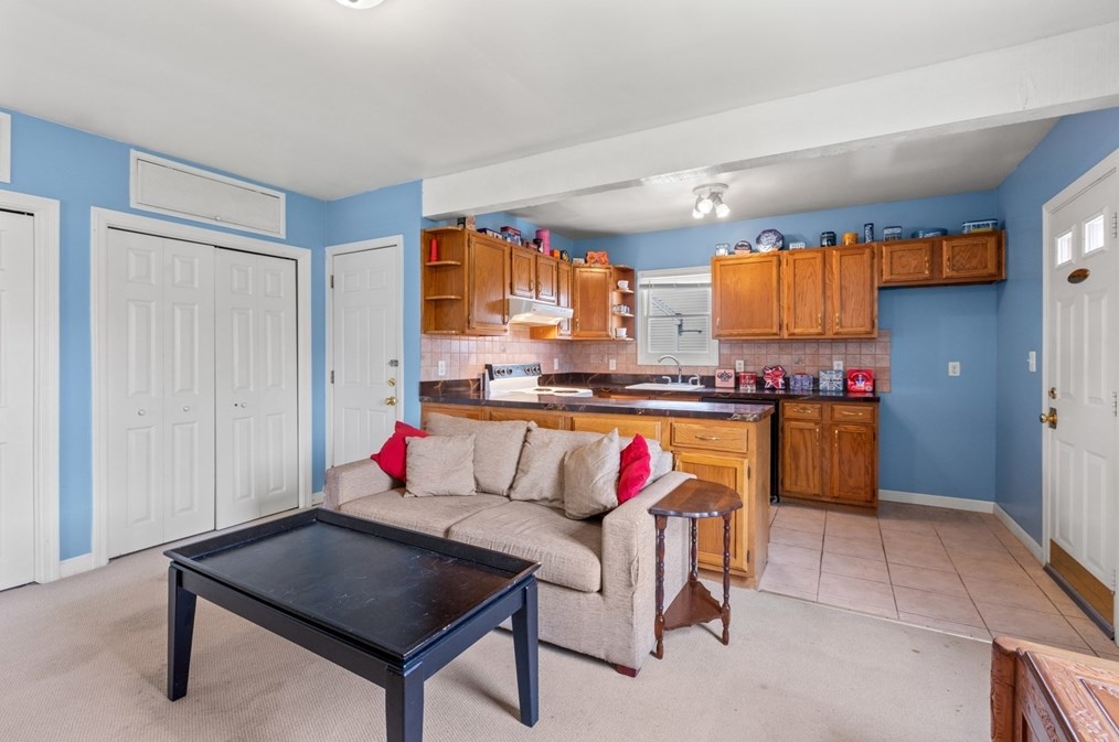 31 Wilbur St, Weymouth MA 02189 exterior