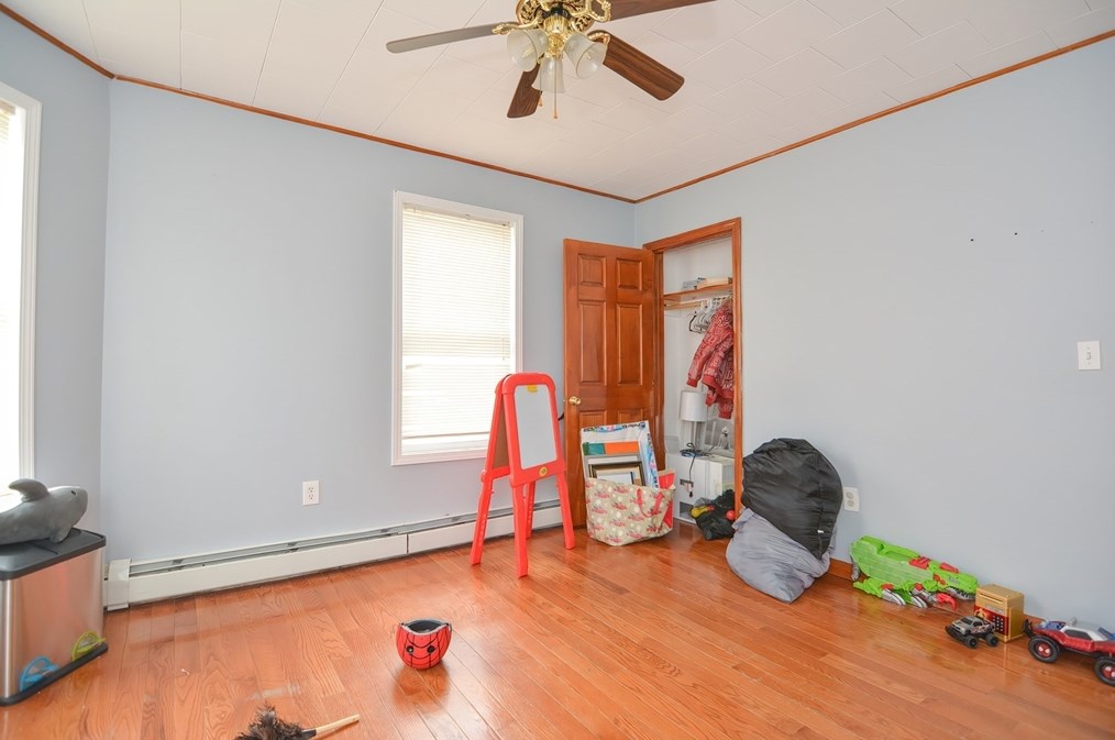 65 Ft Hl Ave, Lowell MA 01852-2708 exterior