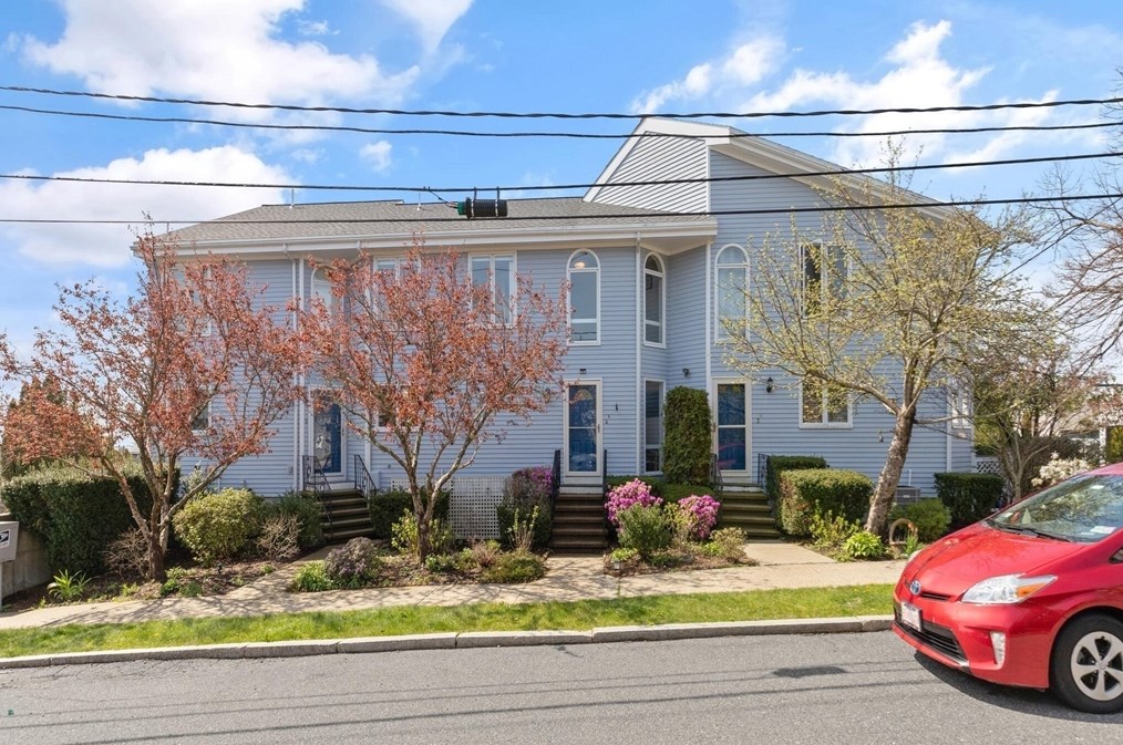 15 Flume Rd, Gloucester MA  01930-5200 exterior