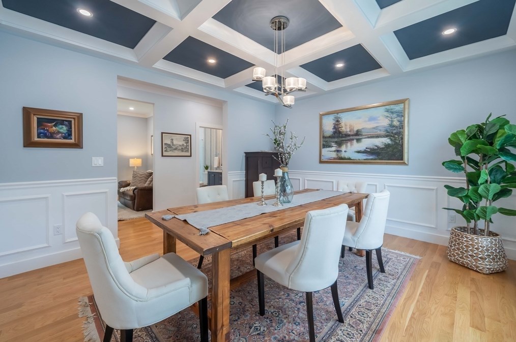 24 Grassland St, Lexington MA 02421-7944 exterior