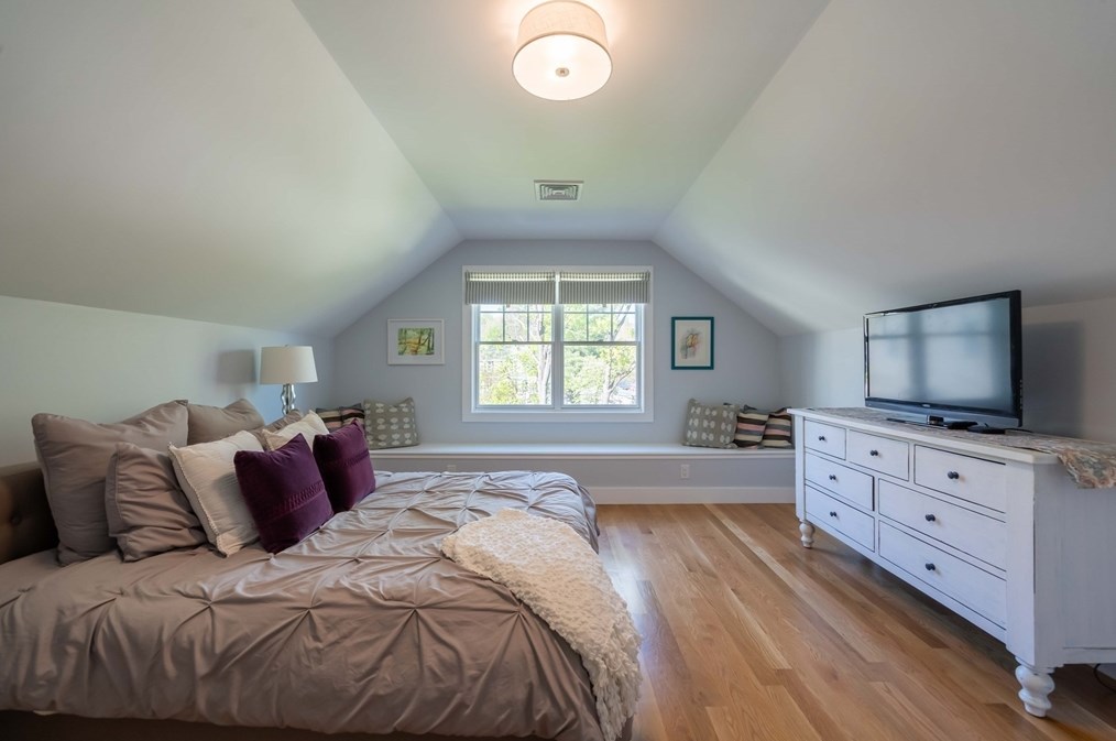 24 Grassland St, Lexington MA 02421-7944 exterior