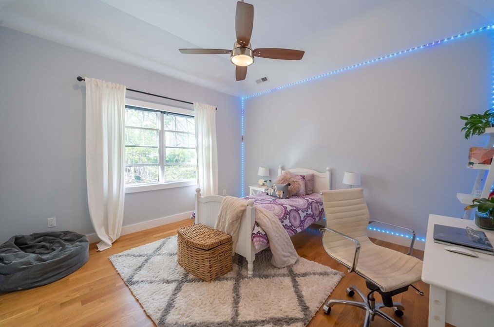 24 Grassland St, Lexington MA 02421-7944 exterior