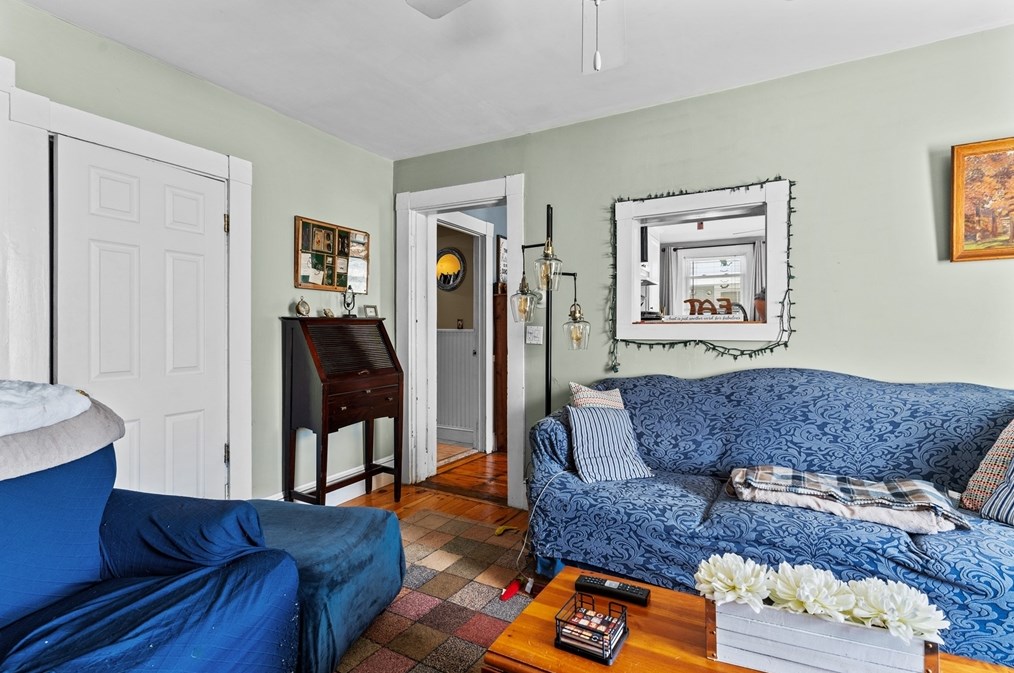 12 Highland Ave, Beverly MA 01915-4924 exterior