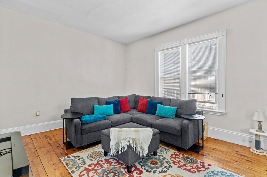 12 Highland Ave, Beverly MA 01915-4924 exterior