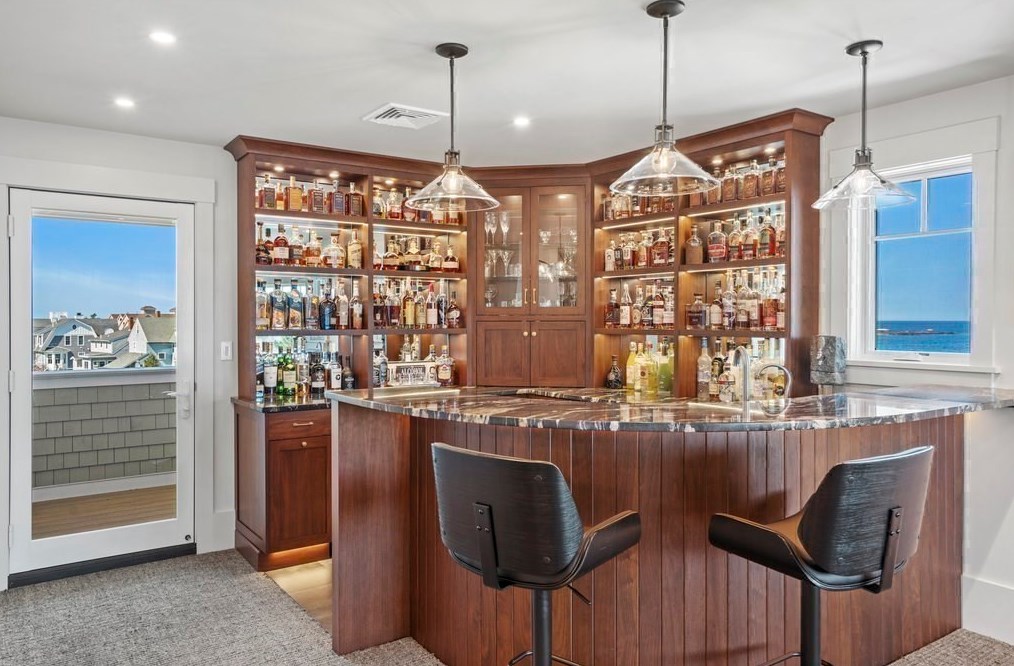 4 Cliff Estates Rd, Scituate MA  02066-1100 exterior