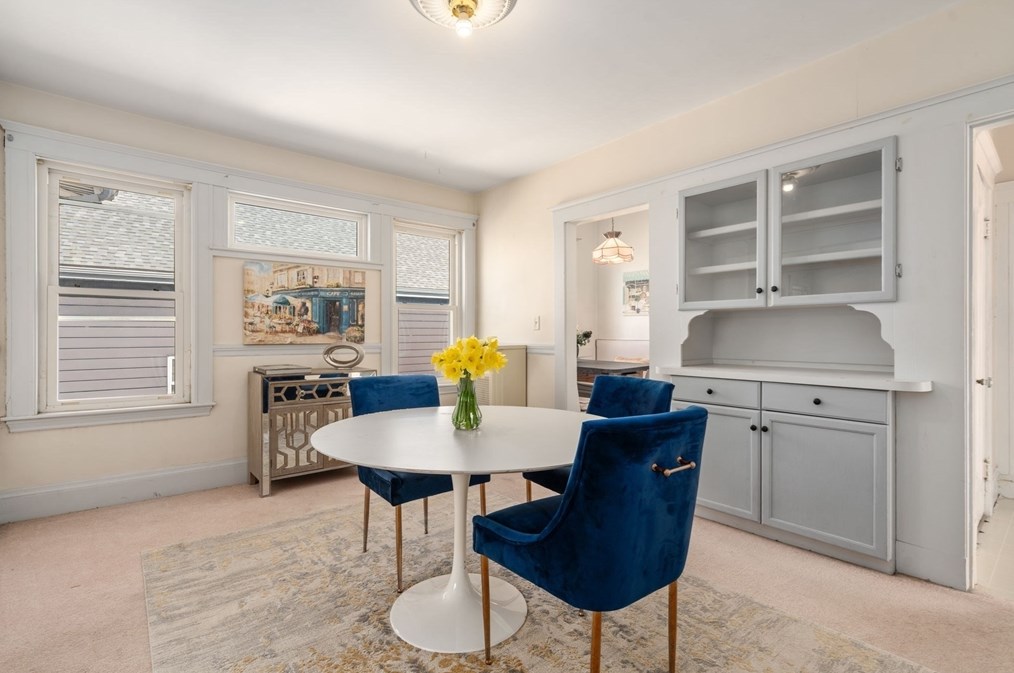 84 Lk St, Arlington MA 02474-8872 exterior