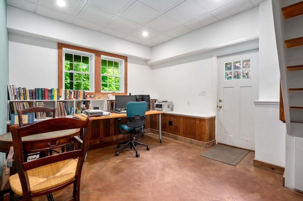 133 Newtonville Ave, Newton MA 02458-1851 exterior