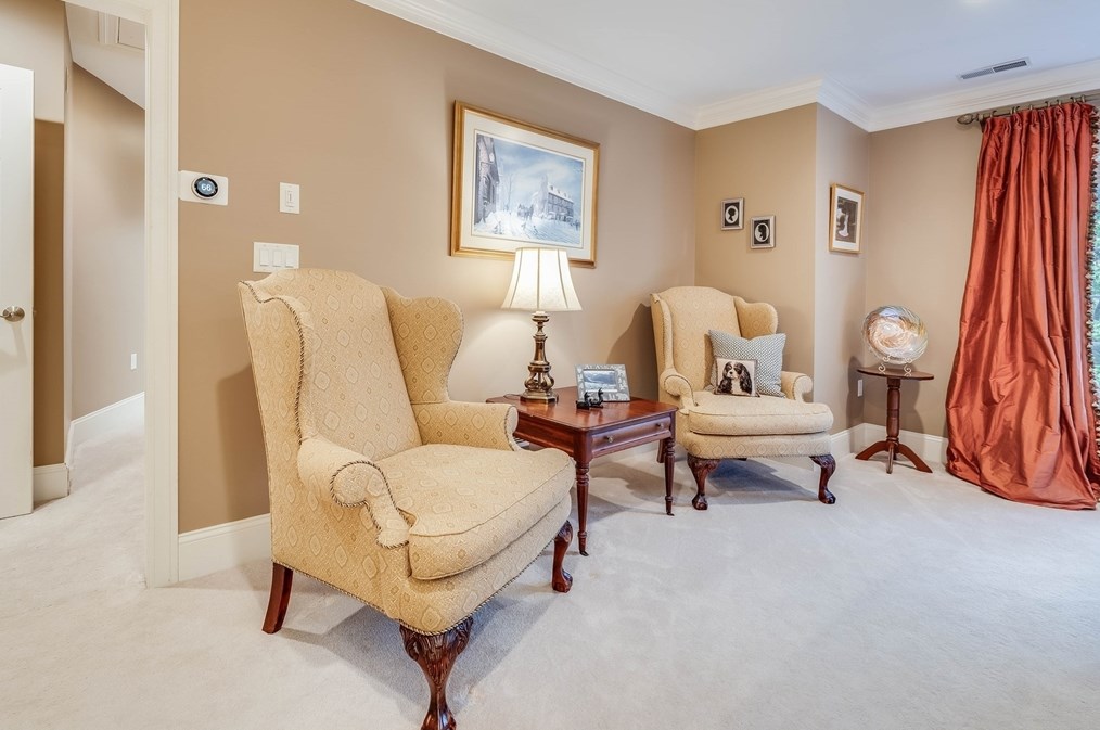 2 Mackenzie Ct, Andover MA  01810-4900 exterior