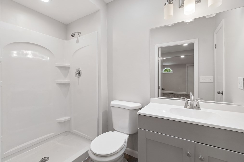 32 Quarry St, Seekonk MA 02771-5240 exterior