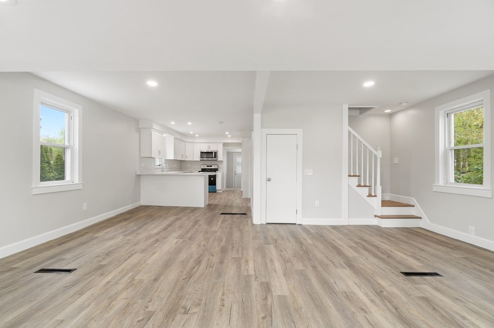 32 Quarry St, Seekonk MA 02771-5240 exterior