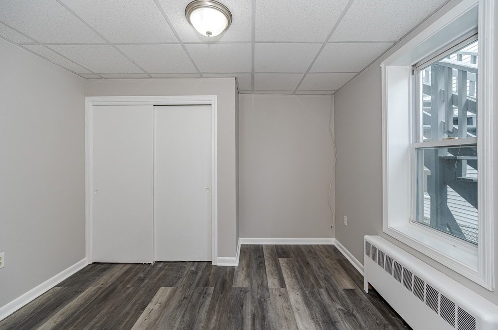 89 5 Ave, Lowell MA 01854-2335 exterior