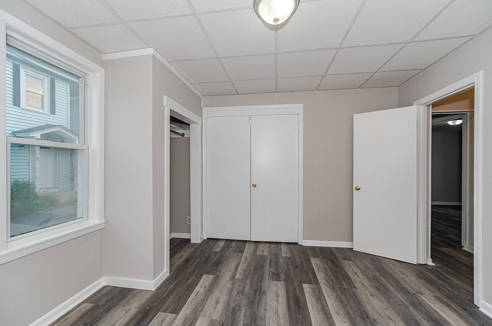 89 5 Ave, Lowell MA 01854-2335 exterior