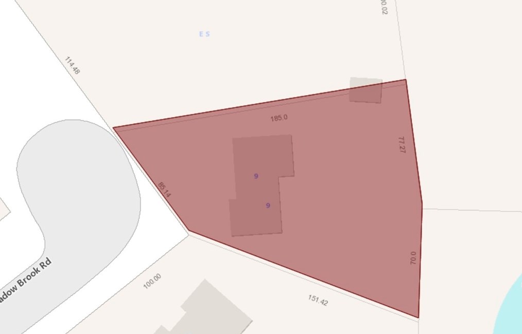 9 Meadowbrook Rd, Springfield MA 01106-1340 exterior