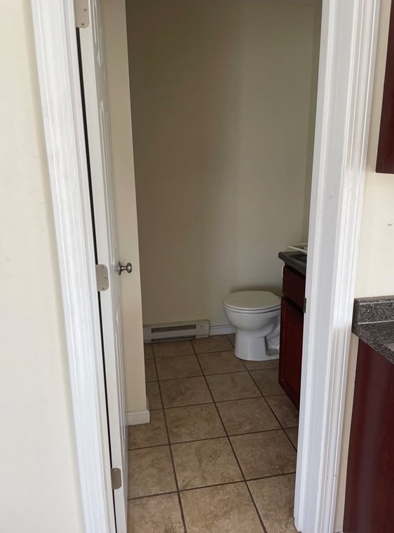 1294 Washington St, Weymouth MA 02189-2317 exterior