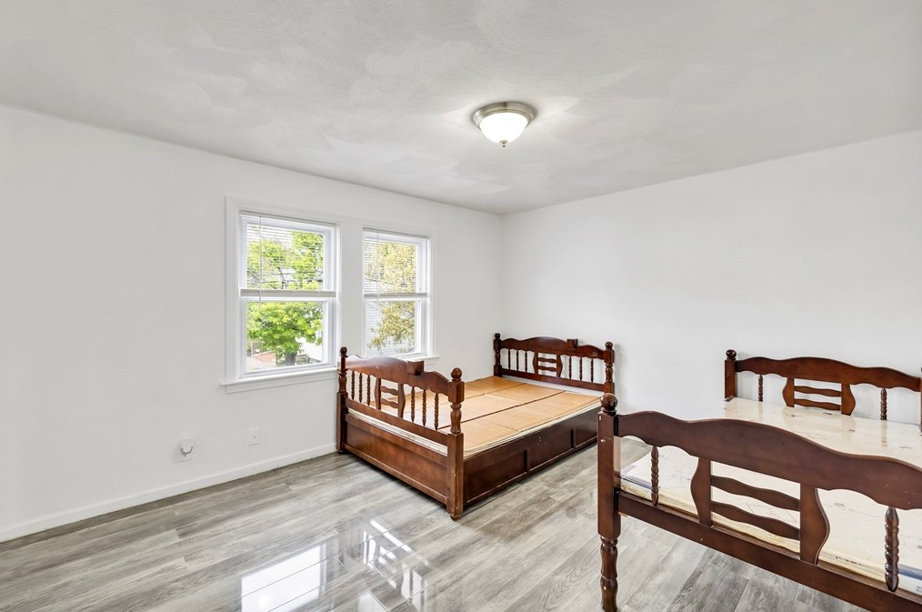 57 Bay State Rd, Quincy MA 02171-1511 exterior