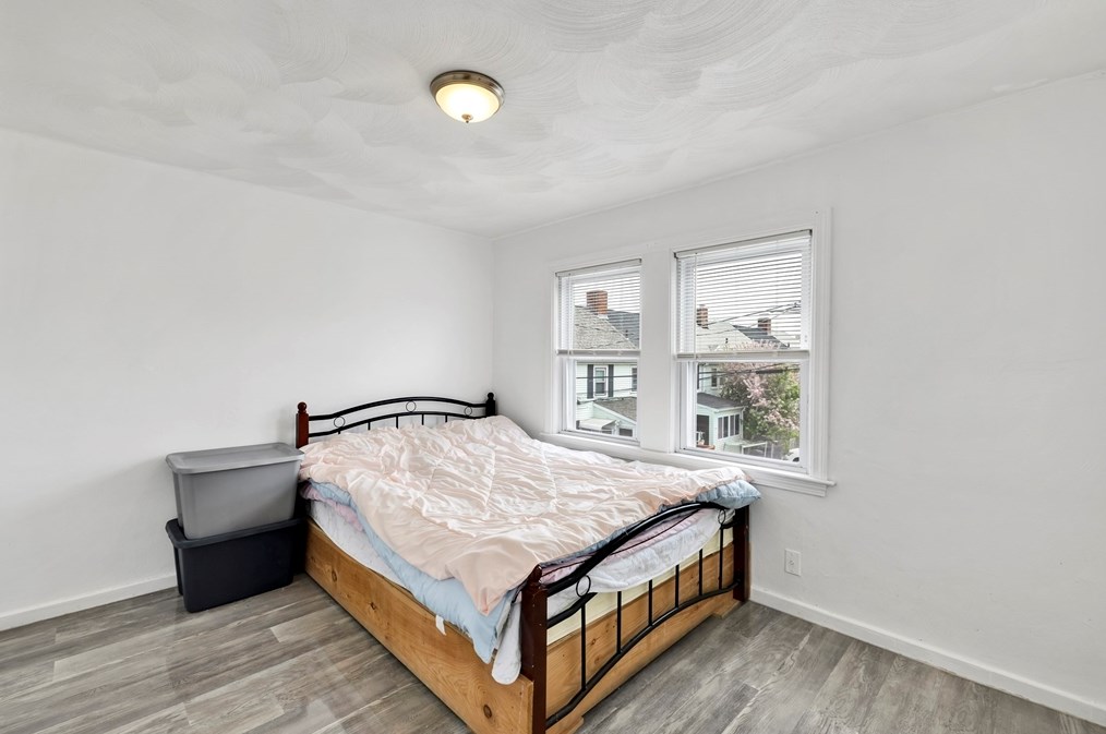 57 Bay State Rd, Quincy MA 02171-1511 exterior