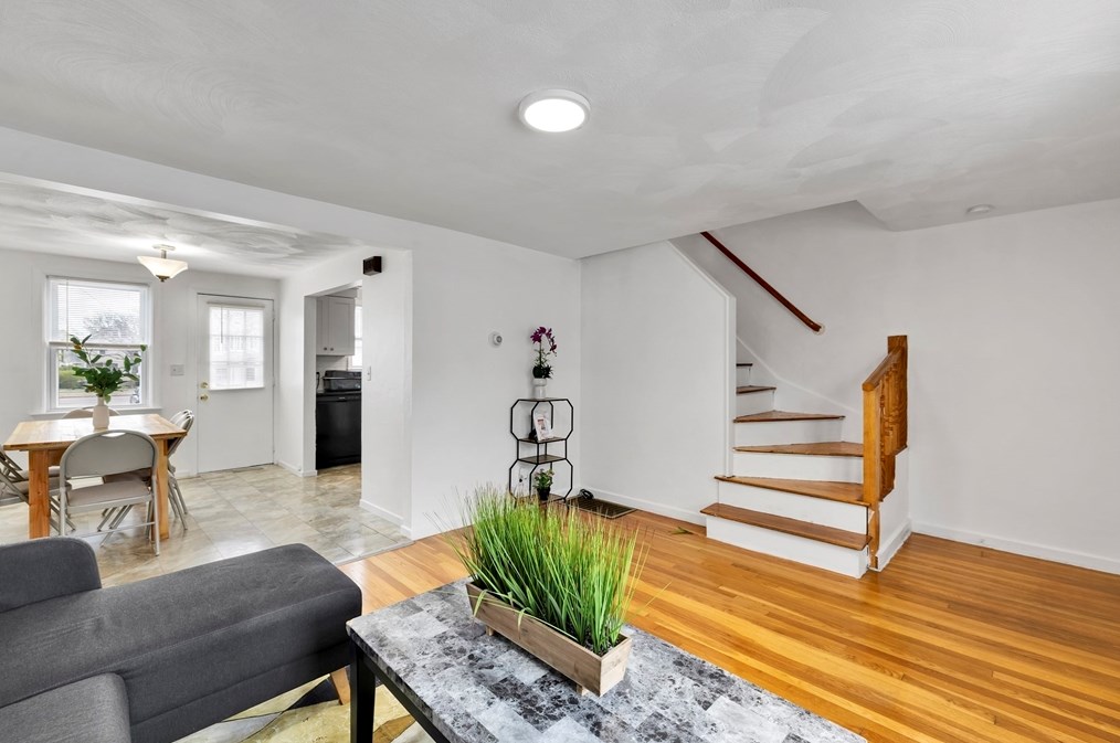 57 Bay State Rd, Quincy MA 02171-1511 exterior