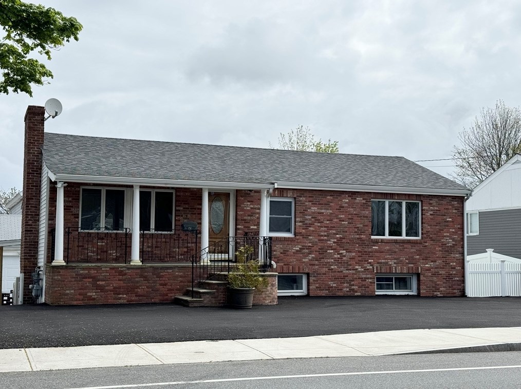 634 Nantasket Ave, Hull MA  02045-2134 exterior