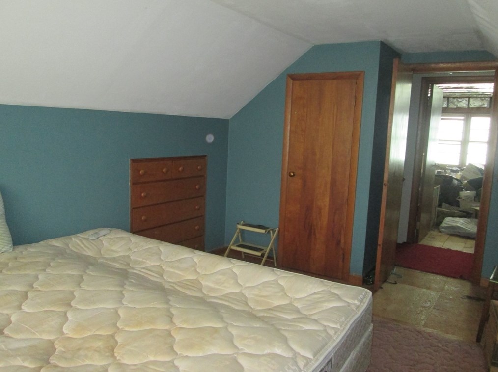 37 Wilber St, Springfield MA  01104-2526 exterior