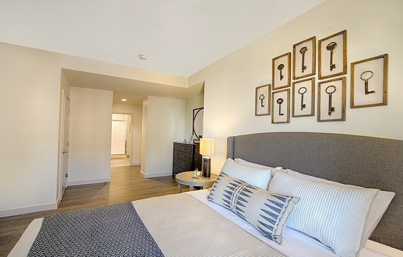 1 Canal St #ph 1125, Boston, MA 02114