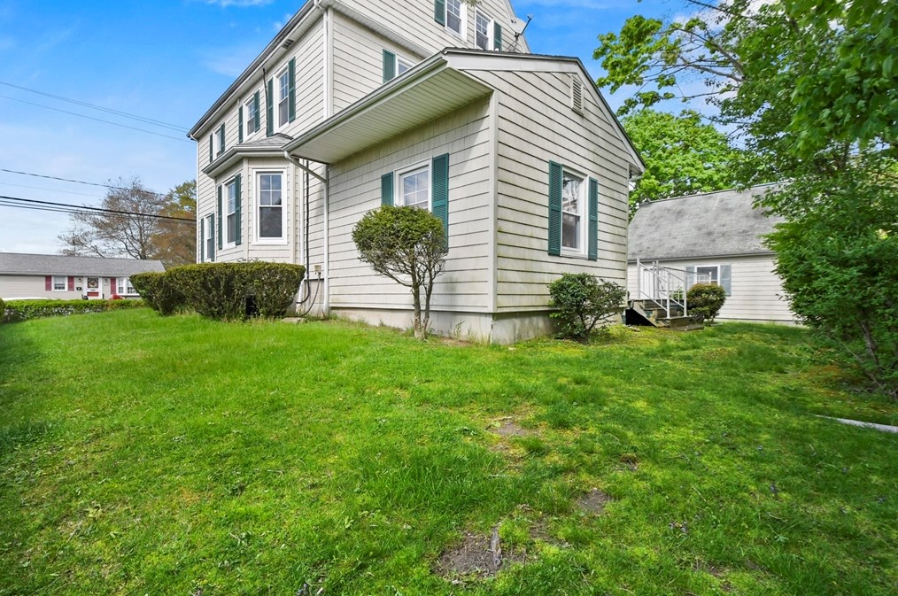 1111 Langley St, Fall River MA  02720-4018 exterior