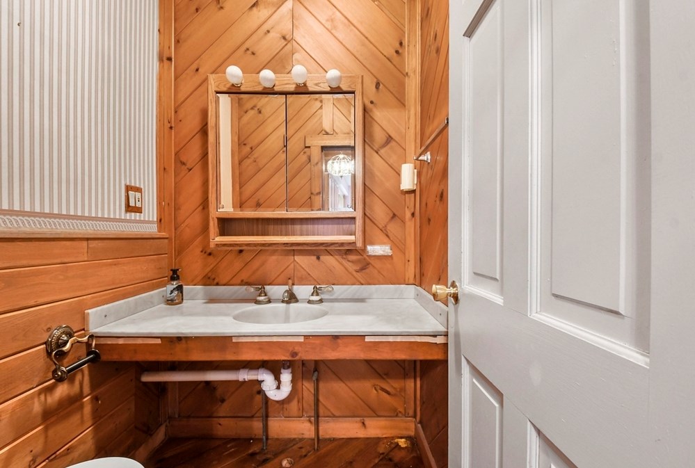 1111 Langley St, Fall River MA  02720-4018 exterior