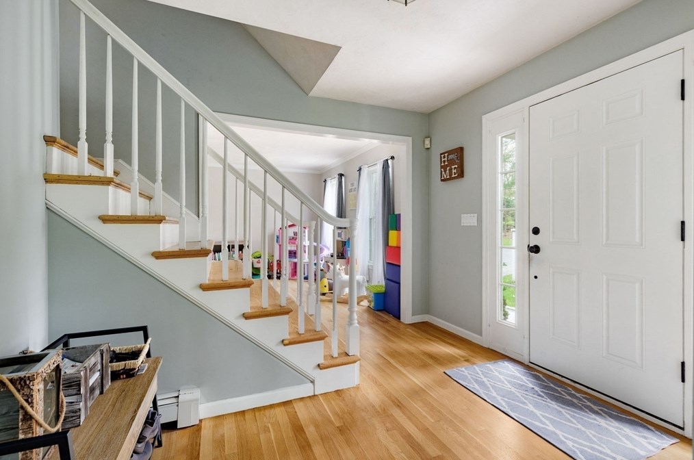 30 Walnut St, Millis MA  02054-1048 exterior