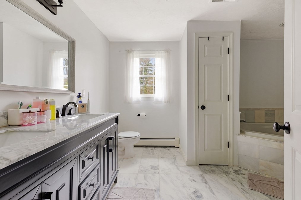 30 Walnut St, Millis MA  02054-1048 exterior