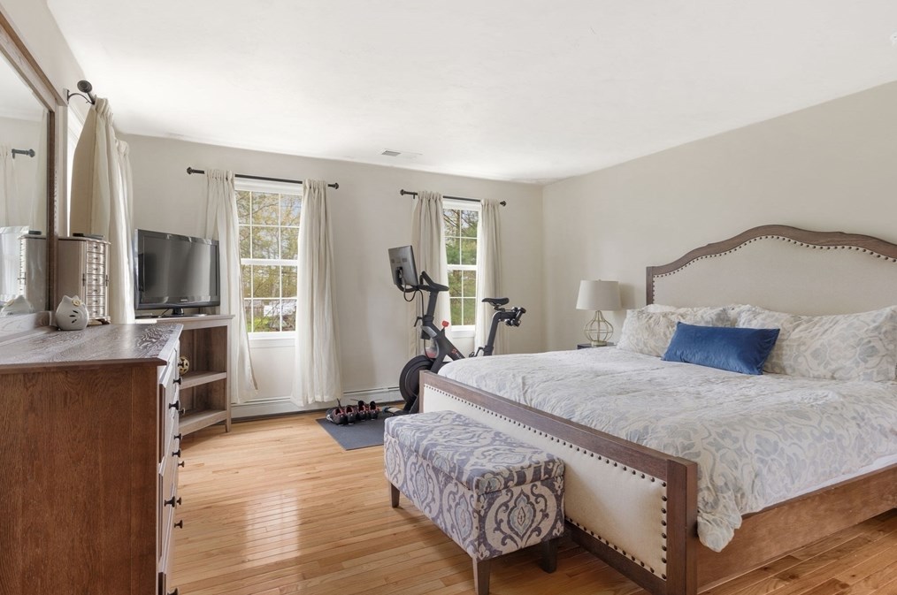 30 Walnut St, Millis MA  02054-1048 exterior