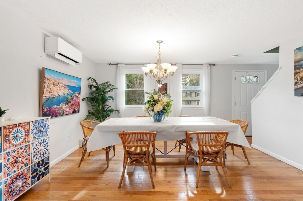 75 Bayberry Cir, East Bridgewater MA 02324-2968 exterior