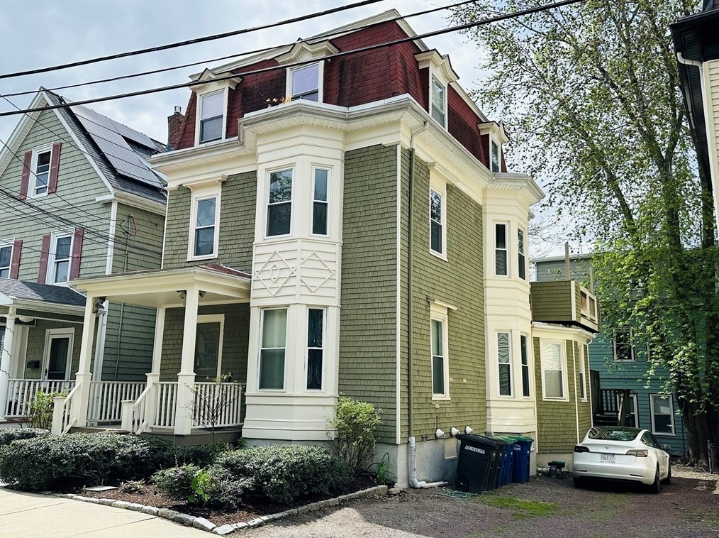 26 Appleton St, Somerville MA  02144-2130 exterior