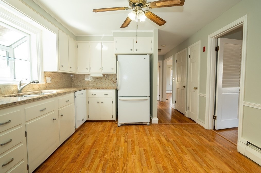 2 Blaney Cir, Seekonk MA exterior