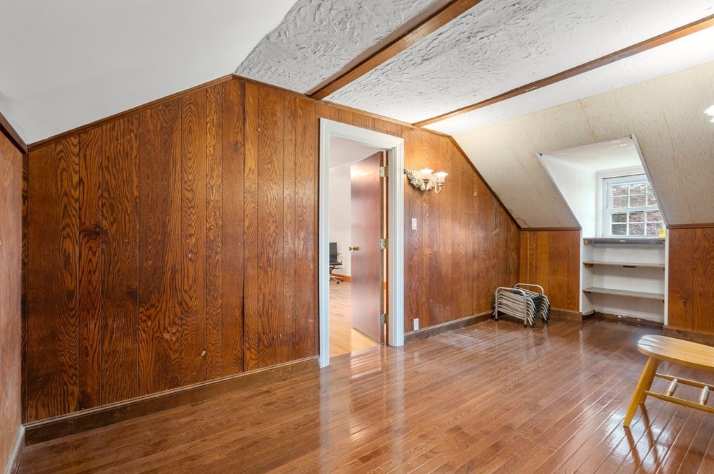 13 Park Ave, Natick MA 01760-2724 exterior