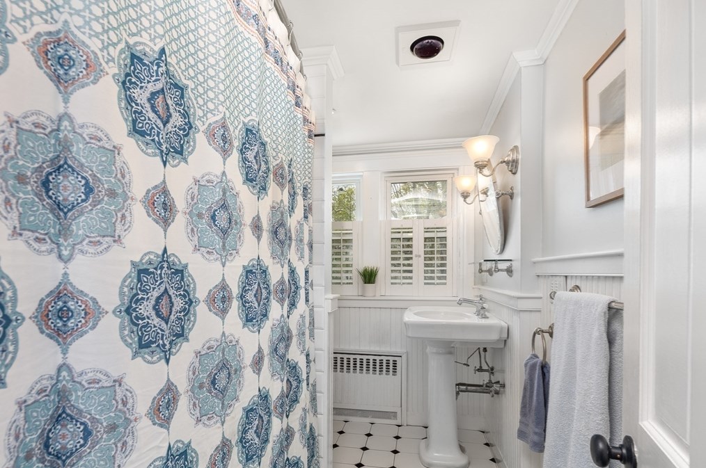 1 Church St, Hanover MA 02339-2316 exterior