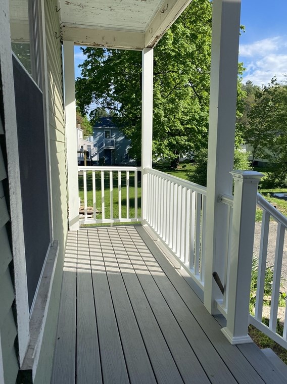 207 Main St, Uxbridge MA 01569-1690 exterior