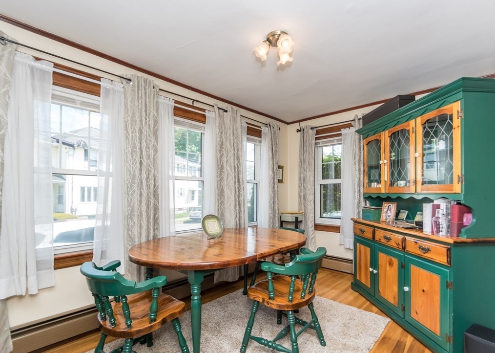 197 High St, Waltham MA 02453-0543 exterior