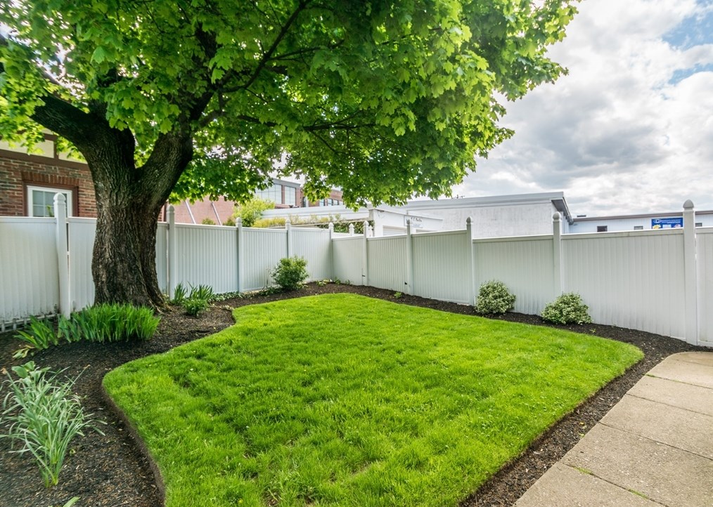 197 High St, Waltham MA 02453-0543 exterior