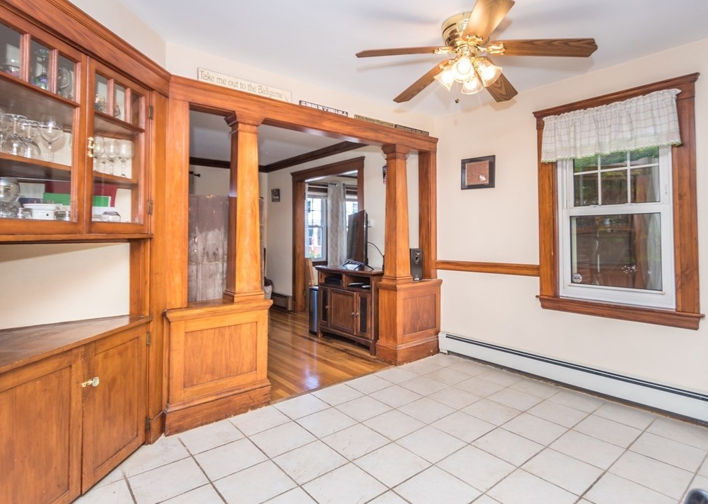 197 High St, Waltham MA 02453-0543 exterior