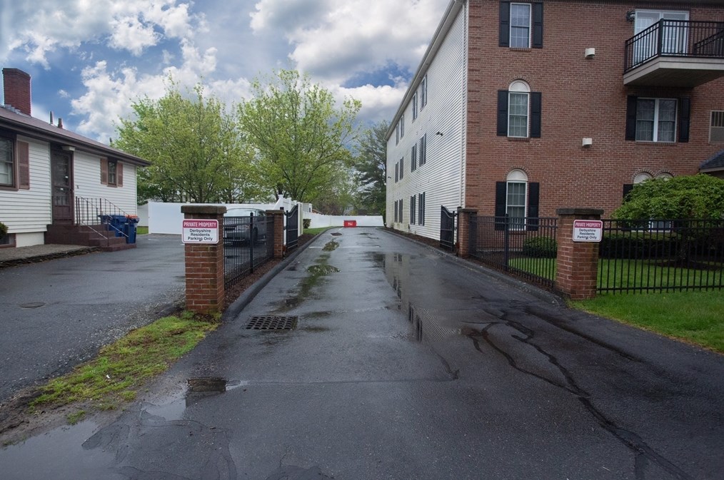 968 Geraldine St, New Bedford MA  02740-1815 exterior