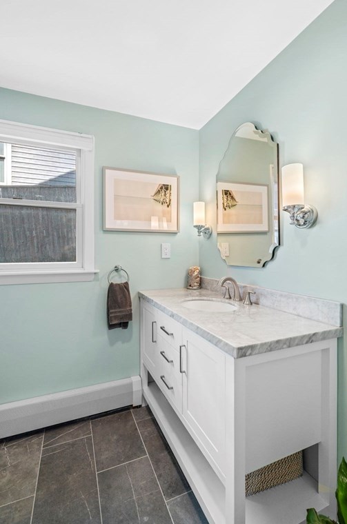 20 Greystone Rd, Nahant MA 01908-1244 exterior