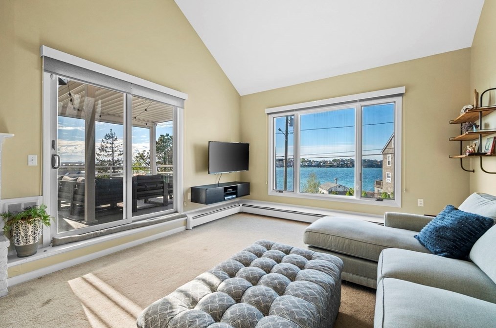 20 Greystone Rd, Nahant MA 01908-1244 exterior