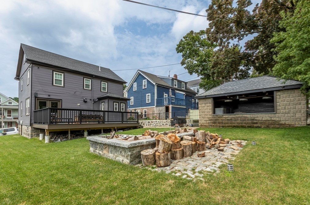 7 Blakeville St, Boston MA exterior